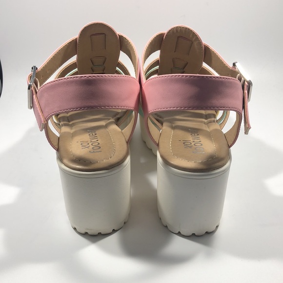 Koi Footwear platform sandals, size 38 - Picture 4 of 4